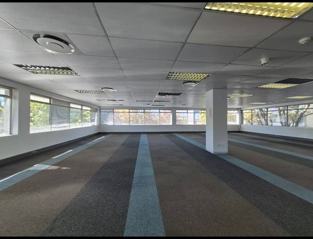 935M² OFFICE TO LET IN ILLOVO